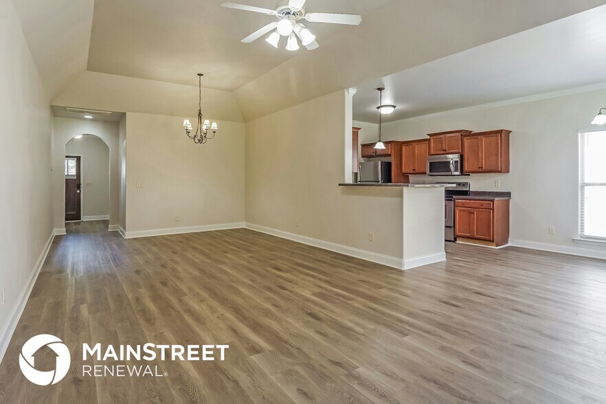 Building Photo - 108 Lorrin Ln