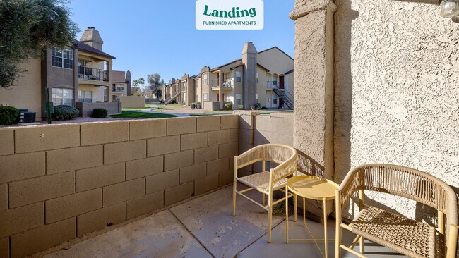 Building Photo - 250 S Elizabeth Way