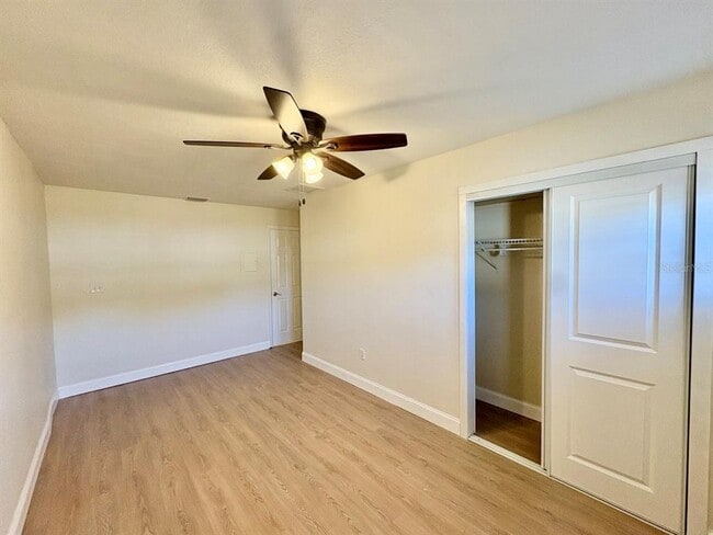 Building Photo - 8904 N Hamner Ave