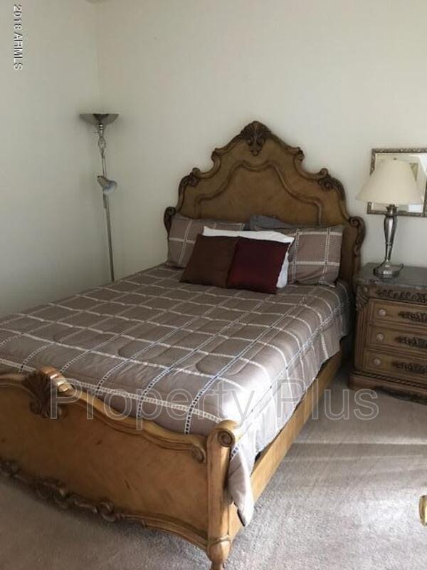 Building Photo - 9708 E Vía Linda