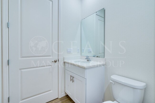 Building Photo - Refined Living in Halifax Plantation – Con...