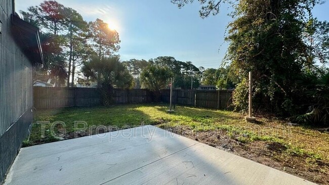 Building Photo - 11766 White Horse Rd