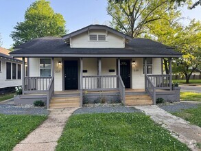 Building Photo - 339 Duplex B 2/1