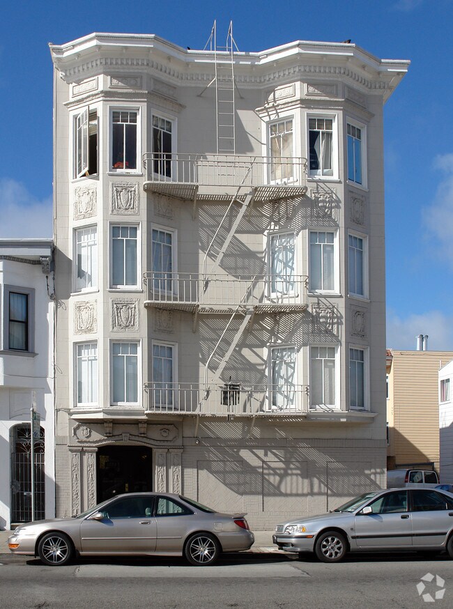 Building Photo - 3225 Laguna St