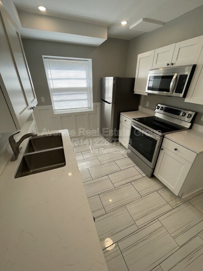 Building Photo - 2944 Moniteau Dr