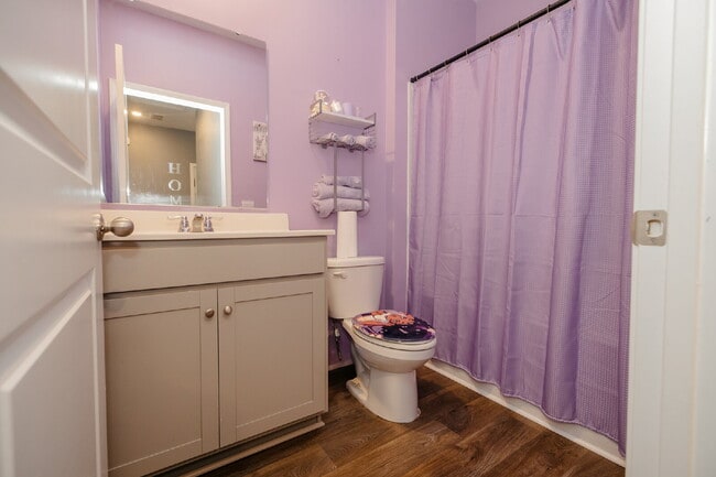 Building Photo - 3 bedroom/2 Bath One Level home in Goose Creek