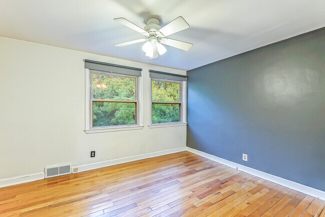 Building Photo - 2655 Whitewood St