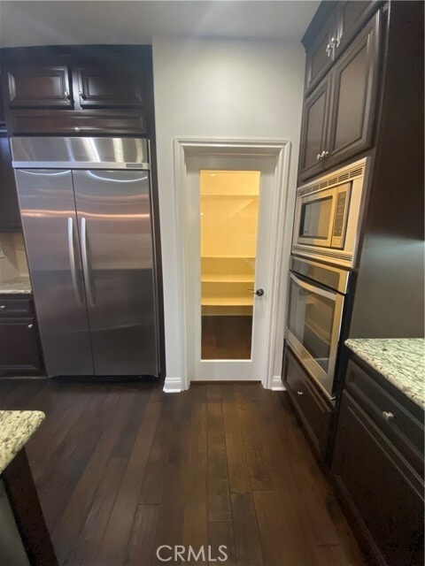 Building Photo - 25 Golf Dr