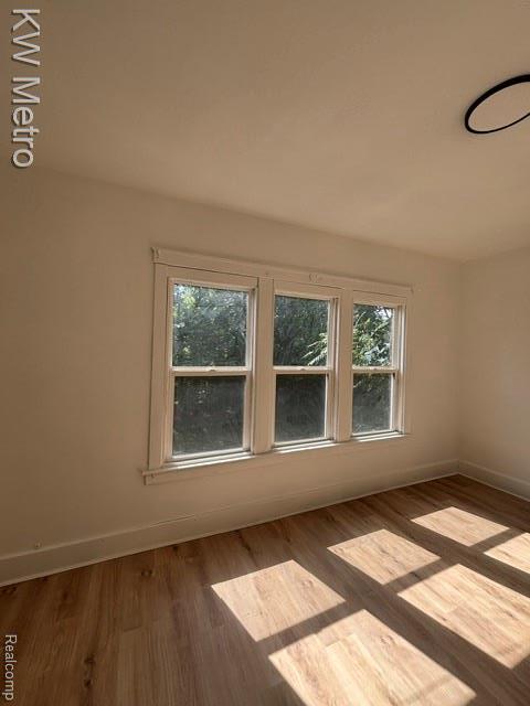 Building Photo - 2952 Elmhurst St