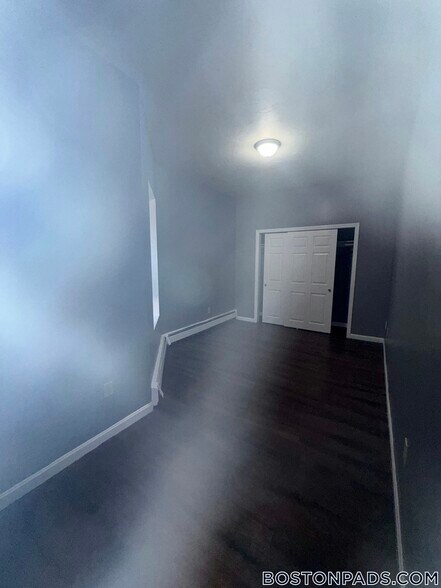 Building Photo - 114 Mt Pleasant Ave