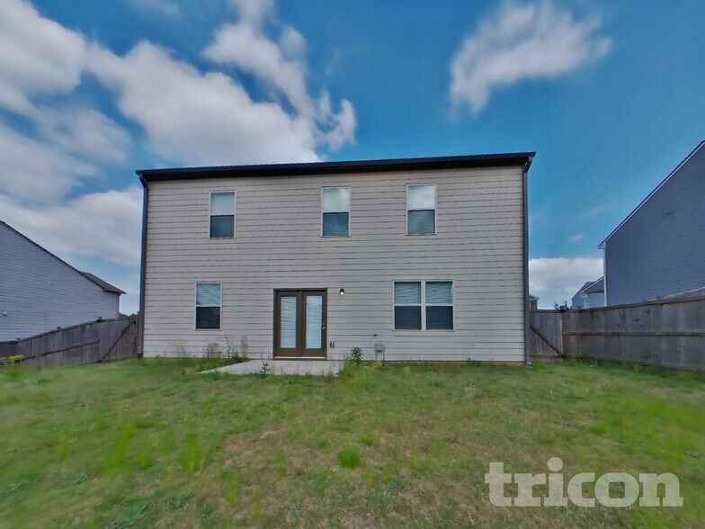 Building Photo - 99 Yonah Way