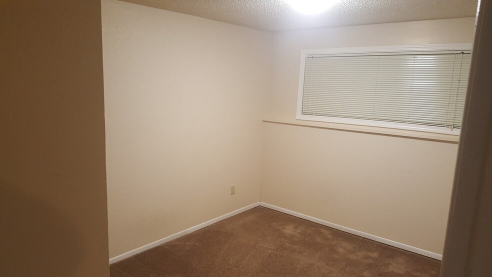 Interior Photo - Talsman Apts