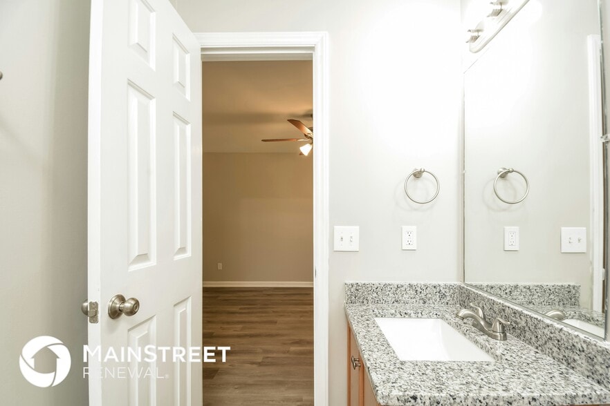 Building Photo - 152 Montesino Dr