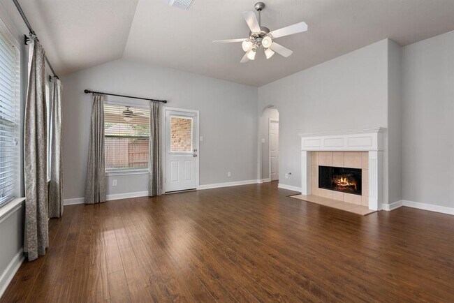Building Photo - 26873 Armor Oaks Dr