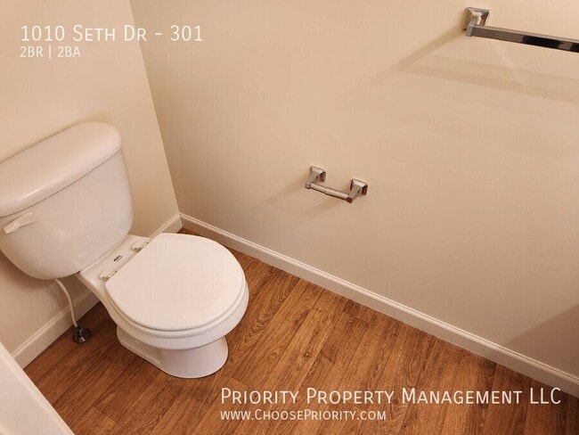 Building Photo - 1010 Seth Dr