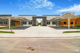 Building Photo - 3518 S Dominique Dr