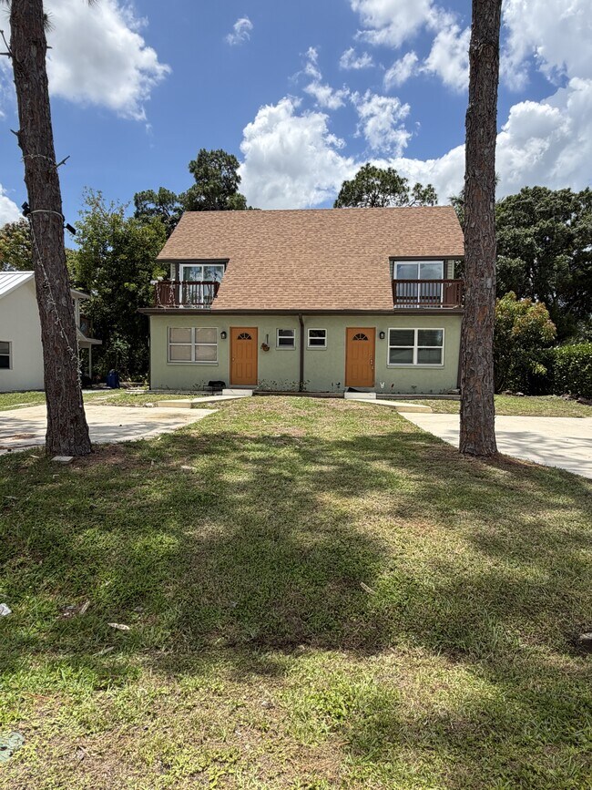 Building Photo - 10280 Carolina St