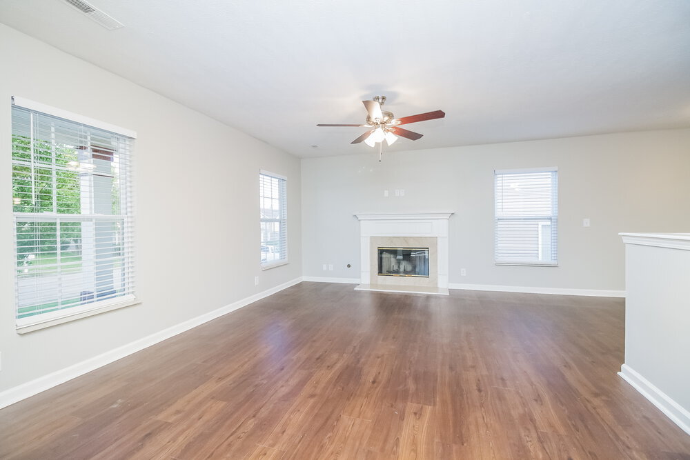 Building Photo - 2124 Freeman Ln