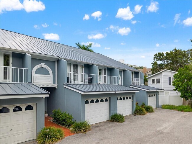 Building Photo - 1508 S Bay Villa Pl