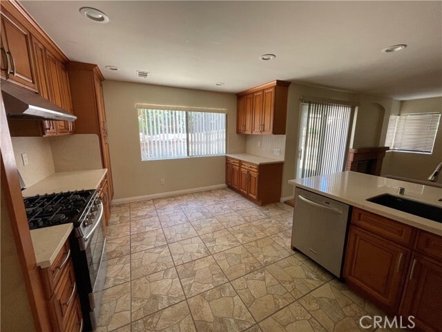 Building Photo - 955 Longview Dr