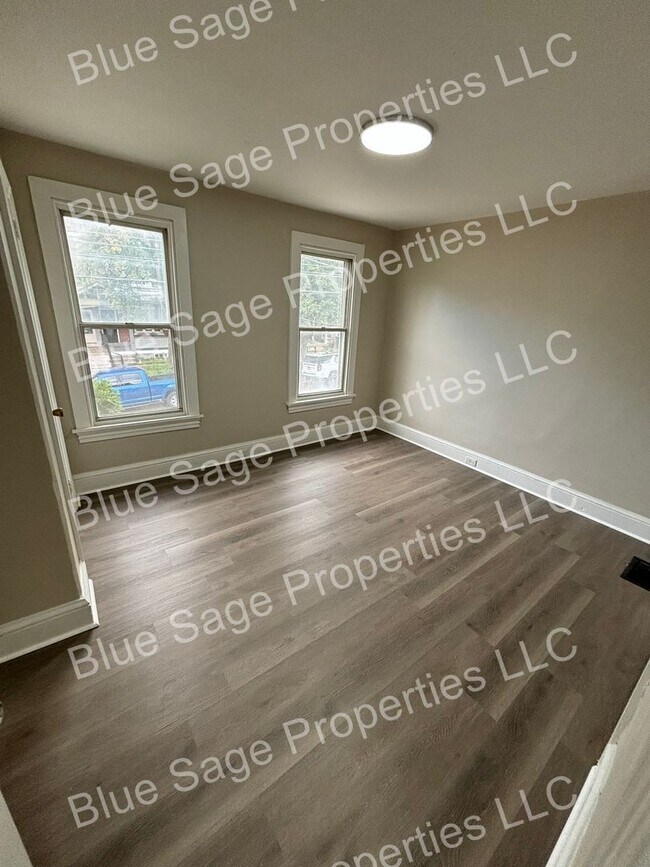 Building Photo - 126 Beech St