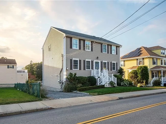 Building Photo - 46 Malbone Rd