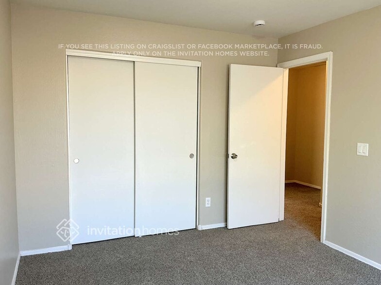 Building Photo - 11017 E Abilene Ave