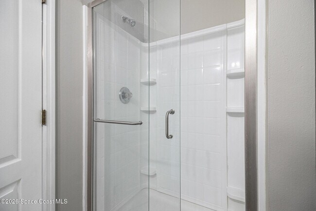 Building Photo - 1667 Desco