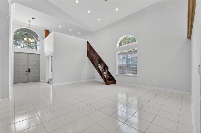 Building Photo - 6249 NW 78th Manor