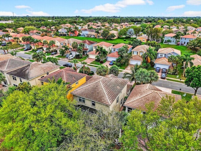 Building Photo - 5029 Starblaze Dr