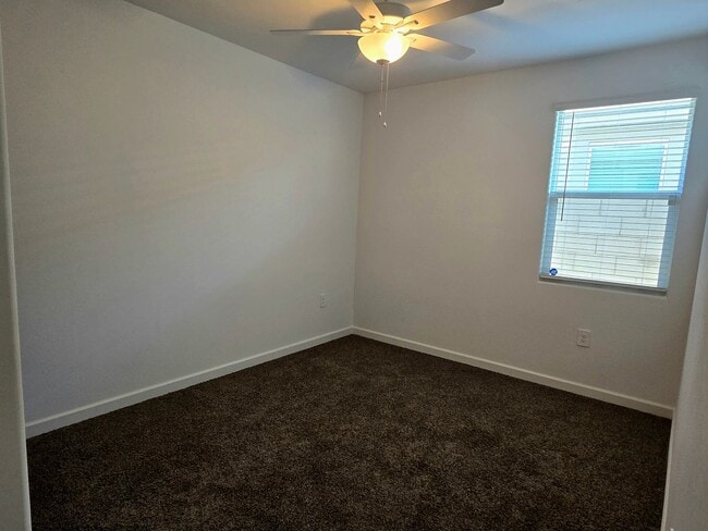 Building Photo - 3-bedroom home In Superstition Vistas, just 2 years new