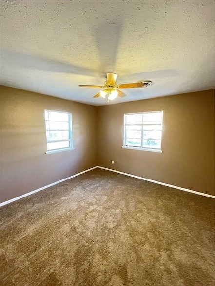 Building Photo - 1909 Theodore Dr