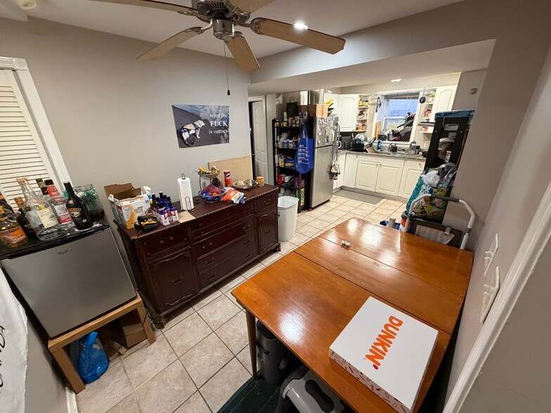 Building Photo - 1304 N Campbell Ave