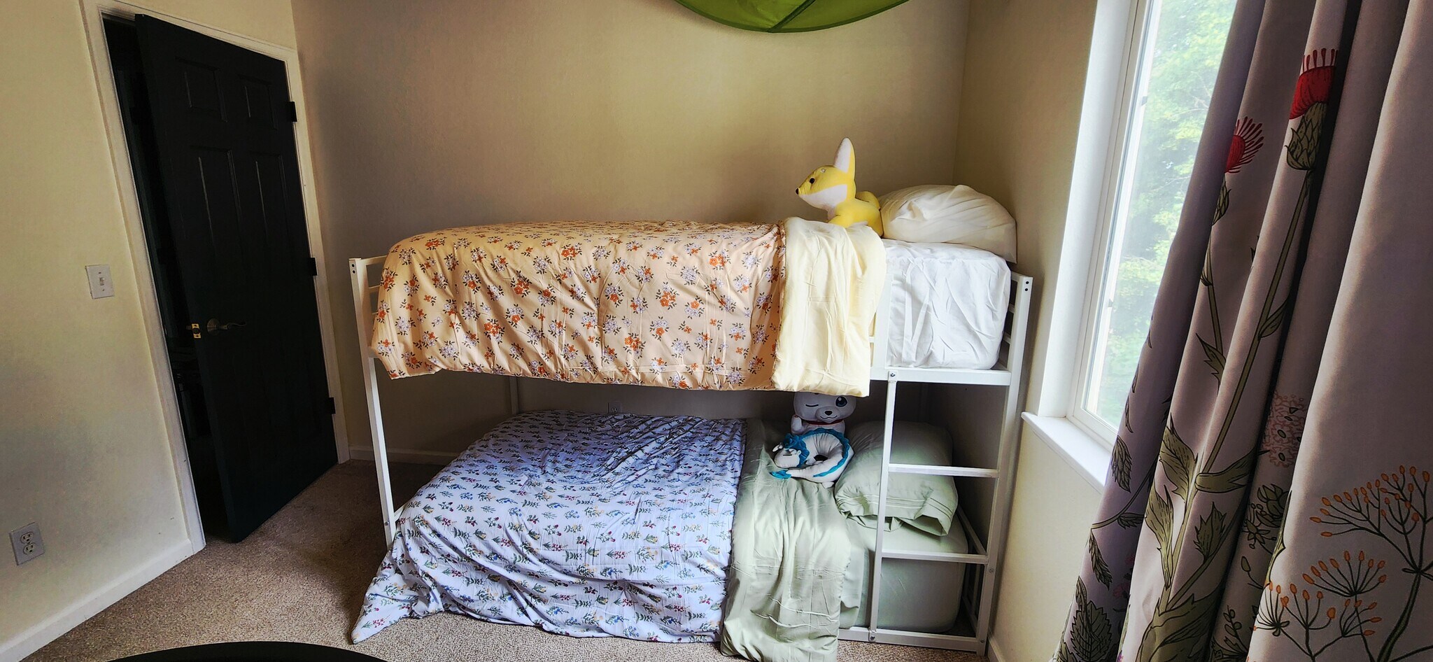Bedroom 2 - 976 Monroe Ave