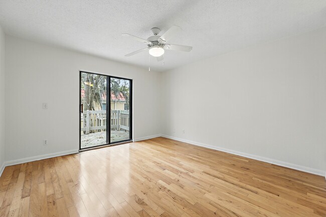Building Photo - 5811 Atlantic Blvd
