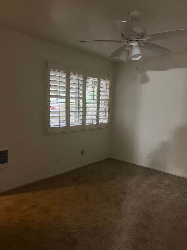 Building Photo - 55+ Home in Oceana Mission 1, Private End ...