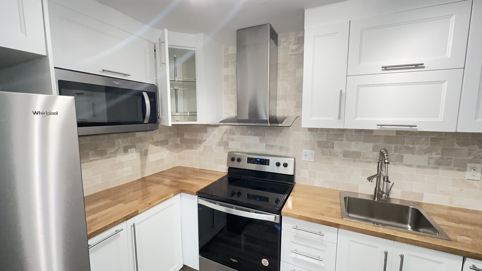 Building Photo - 101 Ocean Lane Dr