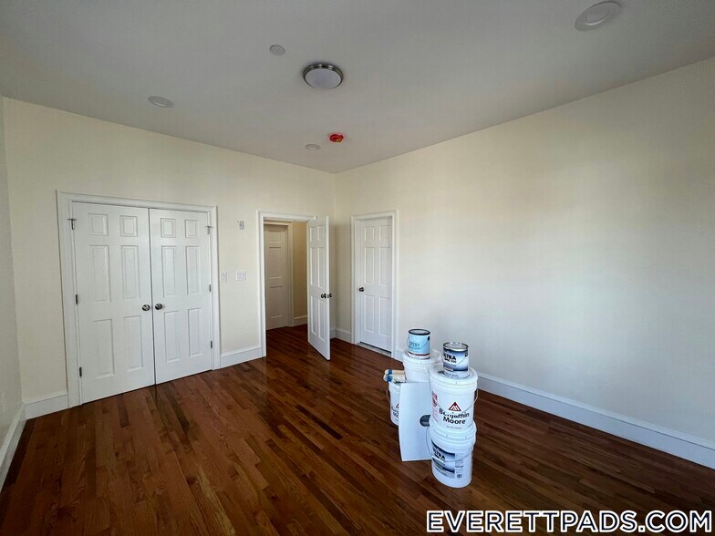 Building Photo - 74 Union St