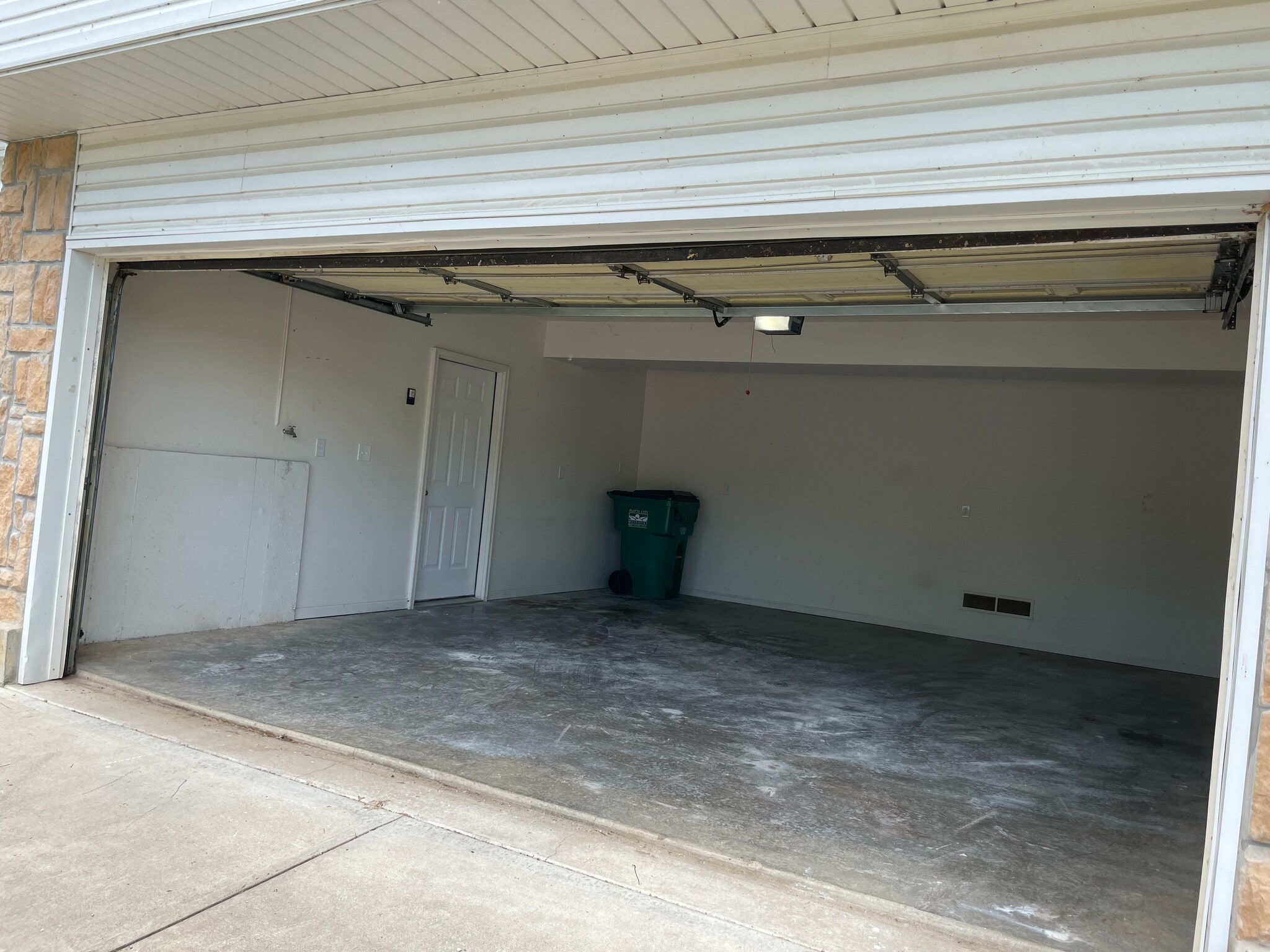 Garage - 102 Orourke Drive
