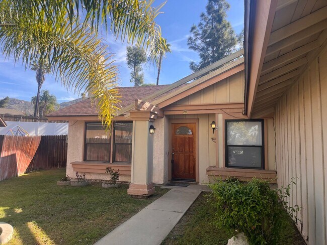 Building Photo - Beautiful 3bd/2ba home for rent in north part of Moreno Valley!