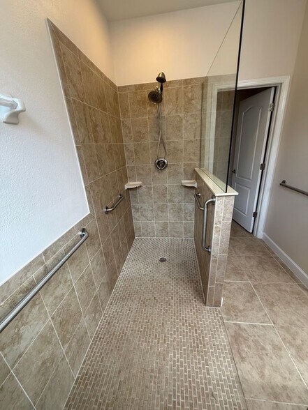 Building Photo - 3684 Gurrero Dr