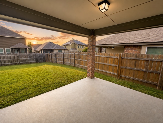 Building Photo - AVAILABLE JUNE 22; APPLY TODAY ON OUR WEBSITE!!!