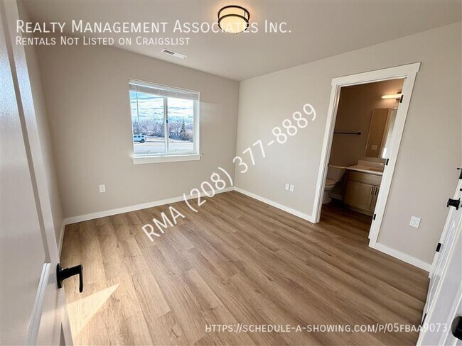 Building Photo - 13809 W Audra Ln