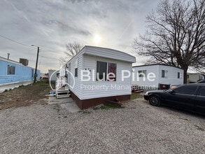 Building Photo - 540 U.S. 26