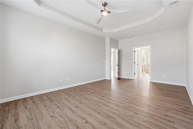 Building Photo - 2725 Blackstock Dr