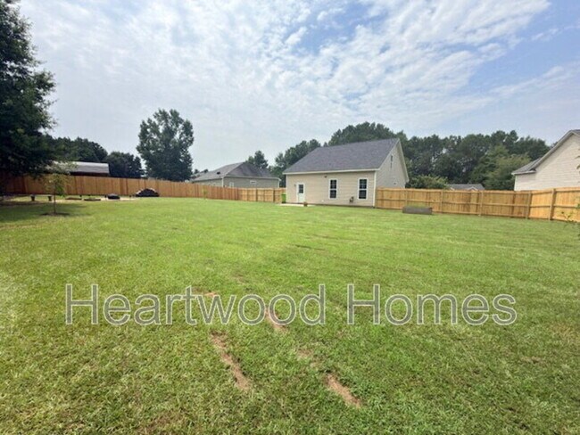 Building Photo - 249 Blythe Creek Dr