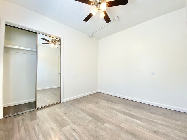 Building Photo - 10626 S Budlong Ave