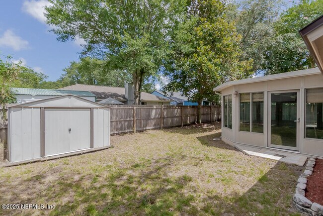 Building Photo - 3331 Ashridge Dr