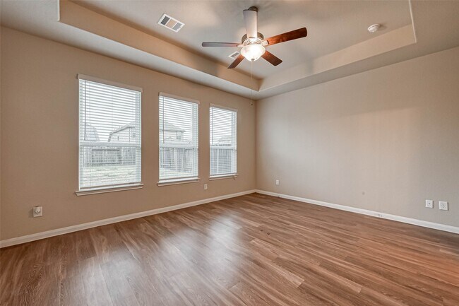 Building Photo - 24723 Puccini Pl