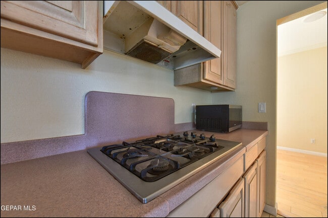 Building Photo - 6123 La Posta Dr